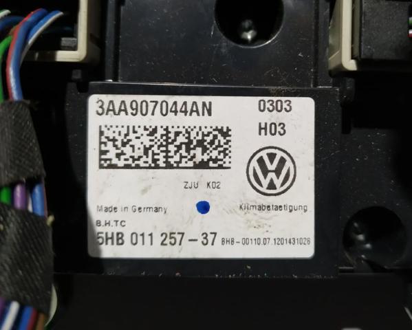 VAG 3AA907044AN Блок управления режимами отопления/кондиционирования в наличии Винница