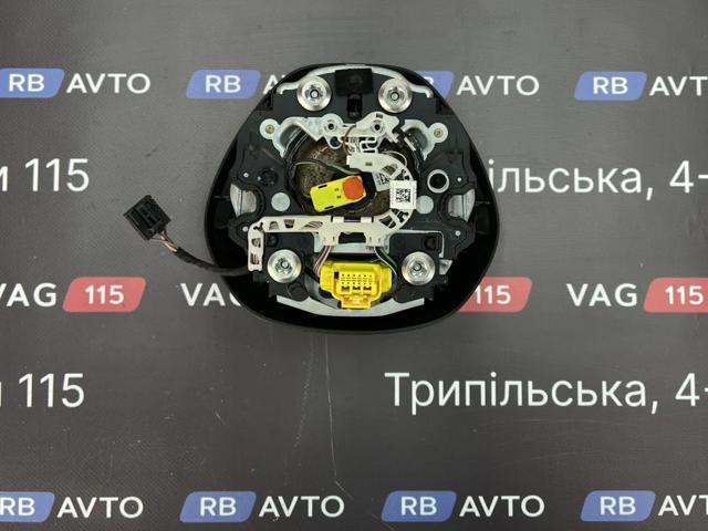 Подушка в руле 3CN880201E81U VAG