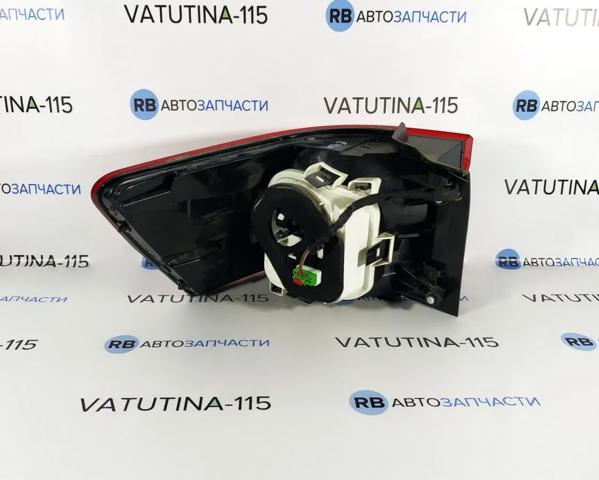 Задний правый внешний фонарь 3CN945208B VAG