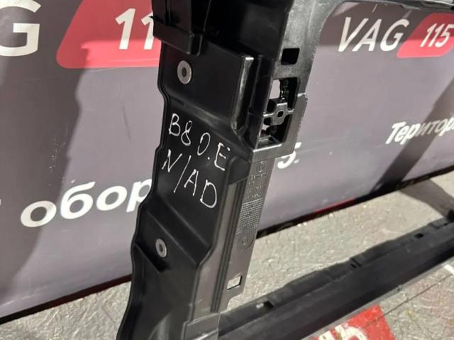 Укрепления для радиаторов 3G0805588N VAG