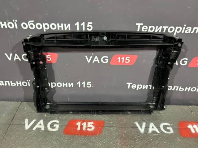 VAG 3G0805588N Рамка радиатора в наличии Запорожье