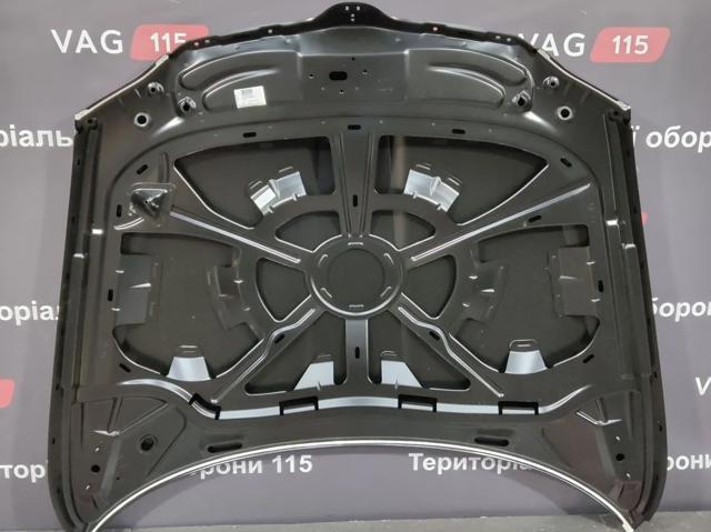 Капот двигателя Skoda SuperB 2