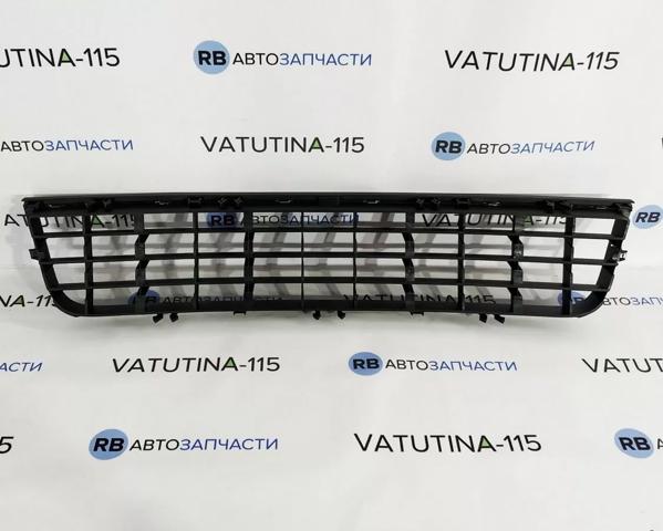 VAG 4B38076472ZZ Решетка бампера переднего центральная в наличии Павлоград
