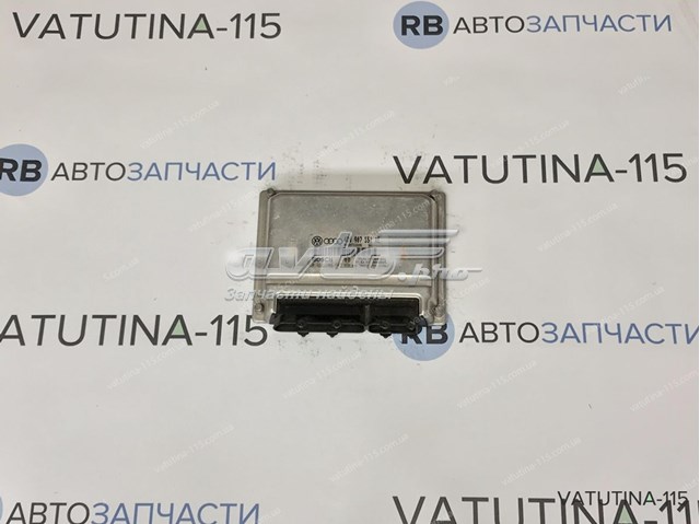 Компьютер двигателя 4D0907551AE VAG