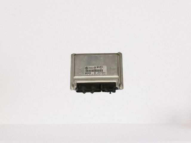 Компьютер двигателя 4D0907551F VAG
