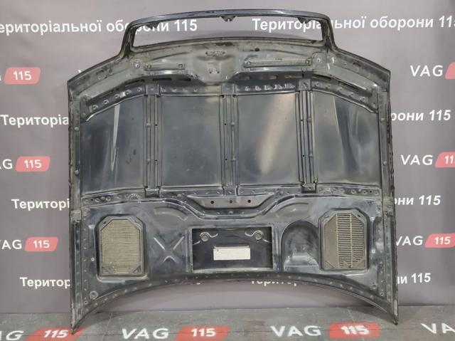 Капот двигателя 4D1823029H VAG