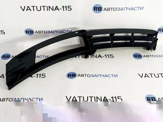 4F0807681N01C Заглушка (решетка) противотуманных фар бампера переднего левая купить Сумы