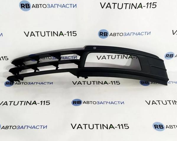 4F0807681N01C VAG Заглушка (решетка) противотуманных фар бампера переднего левая купить в Хмельницкий