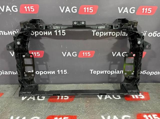 VAG 4M0805594B Суппорт радиатора в сборе (монтажная панель крепления фар) в наличии Чернигов