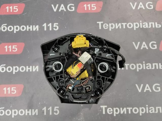 Подушка безопасности водителя 561880201AA81U VAG