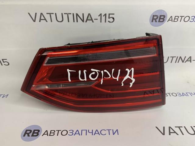Фара задняя правая внутренняя 5C6945308 VAG