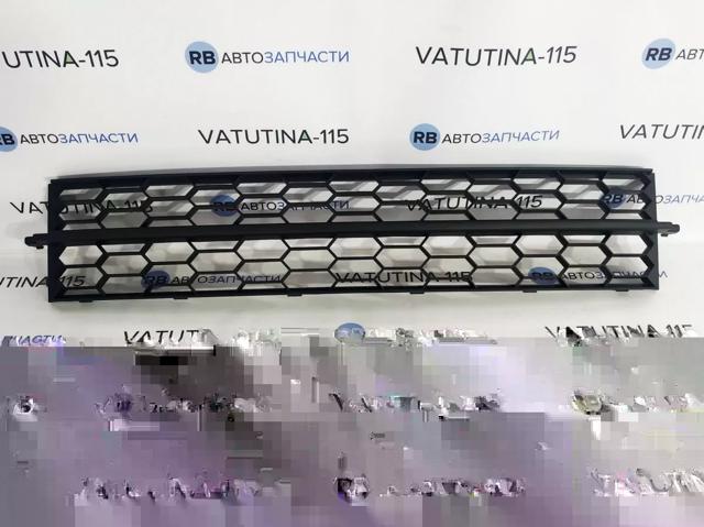 VAG 5E08536779B9 Решетка бампера переднего центральная в наличии Одесса
