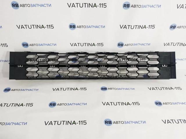 Центральная решетка переднего бампера 5E0853677K9B9 VAG