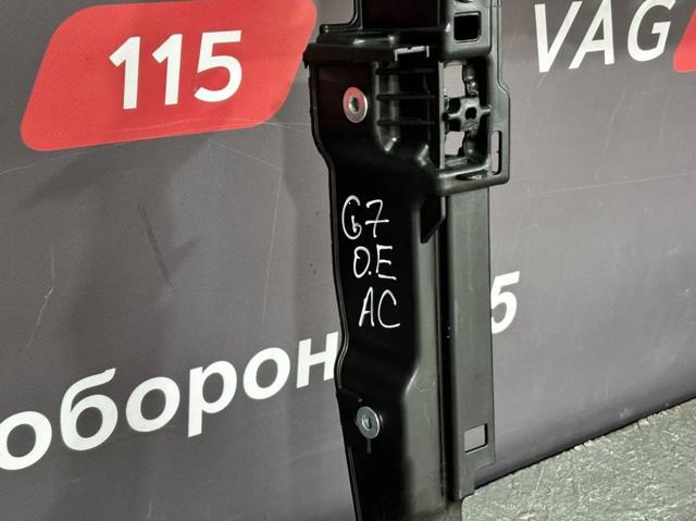 5G0805588AC Суппорт радиатора в сборе (монтажная панель крепления фар) купить Львов