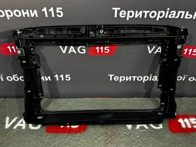 VAG 5G0805588R Суппорт радиатора в сборе (монтажная панель крепления фар) в наличии Украина