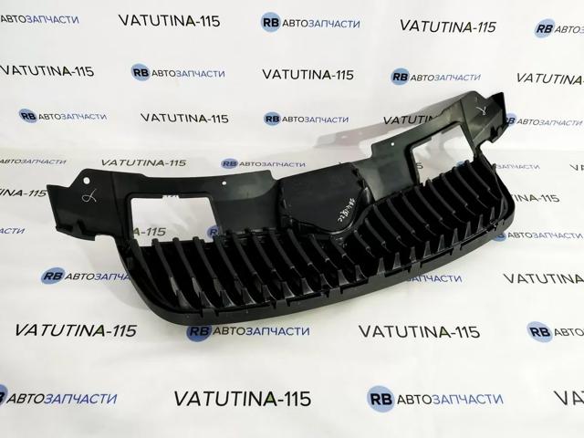 VAG 5J08536689B9 Решетка радиатора в наличии Львов