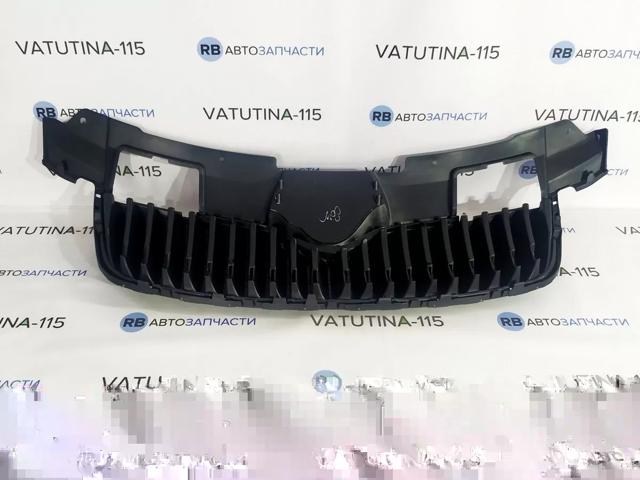 VAG 5J0853668A9B9 Решетка радиатора в наличии Полтава