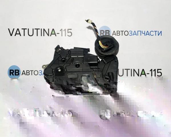 Замок задней двери, правой Volkswagen Golf VI