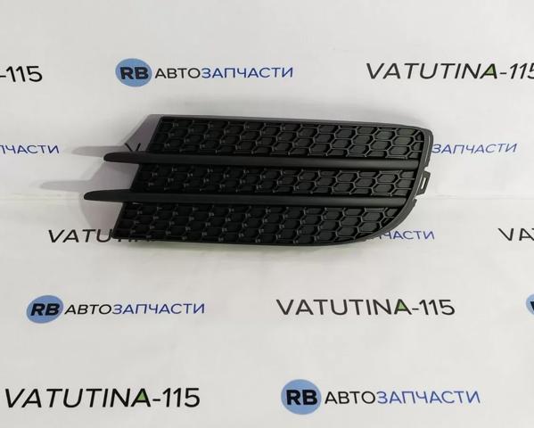 VAG 5N0853665D9B9 Заглушка (решетка) противотуманных фар бампера переднего левая в наличии Полтава