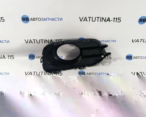 VAG 5N0853665G9B9 Заглушка (решетка) противотуманных фар бампера переднего левая в наличии Украина