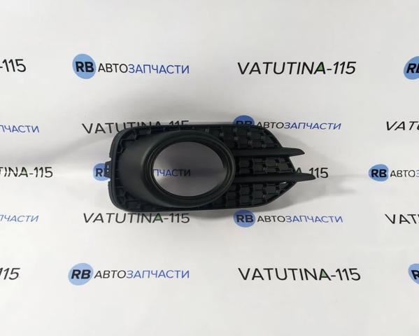VAG 5N0853666G9B9 Заглушка (решетка) противотуманных фар бампера переднего правая в наличии Запорожье