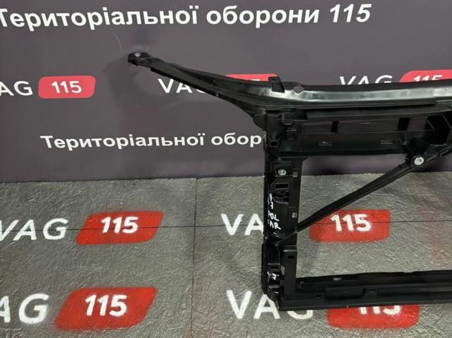 69C104 Рамка радиатора купить Черновцы