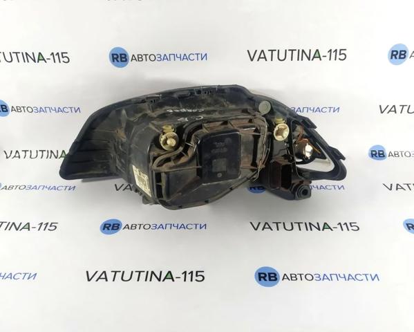 Вставка фары правой 6L1941022A VAG