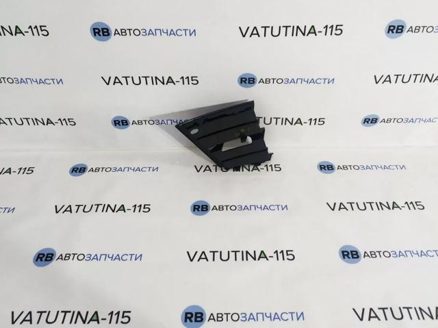 Заглушка ПТФ бампера переднего левая 6V08536659B9 VAG