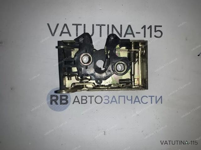 Дверной замок передний правый 77644246 KEMP