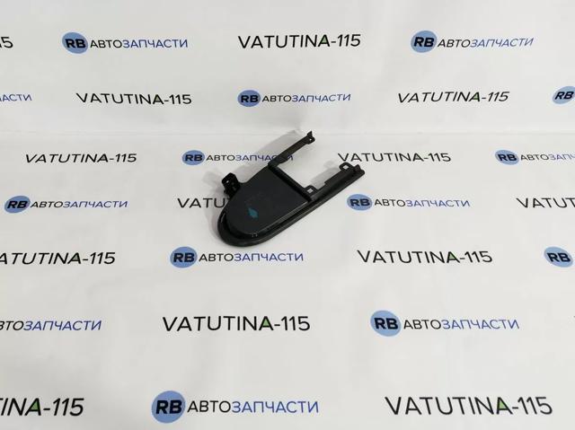 VAG 7M0853684B01C Заглушка (решетка) противотуманных фар бампера переднего правая в наличии Винница