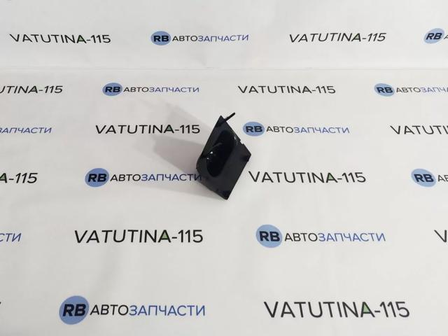 7M085470401C VAG Заглушка буксировочного крюка купить в Киев