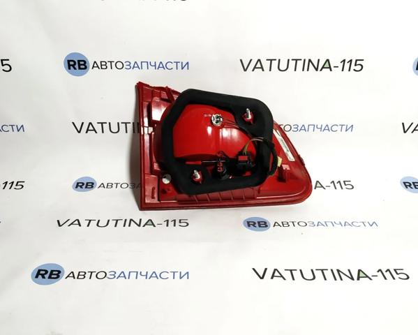 Фара задняя правая внутренняя 7P6945094B VAG