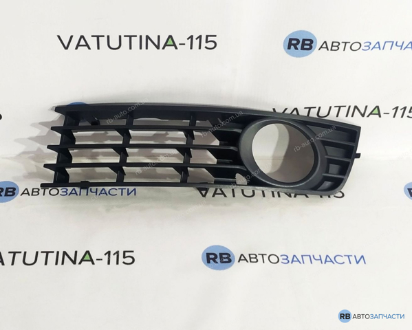 Решетка переднего бампера, левая 8E080768101C VAG