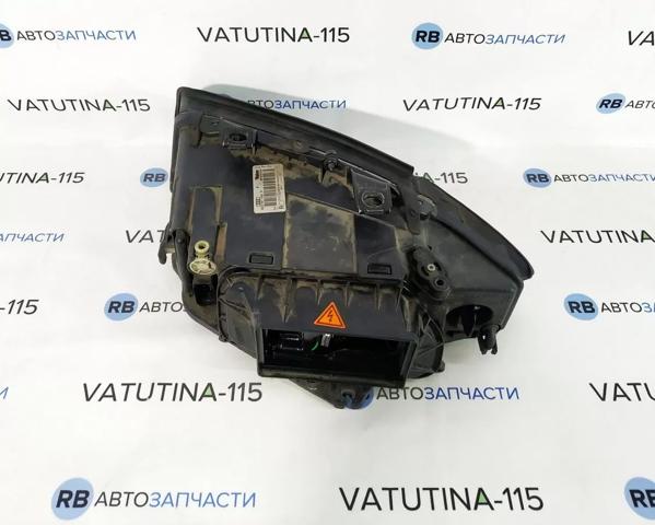 VAG 8E0941030T Правая фара в наличии Запорожье