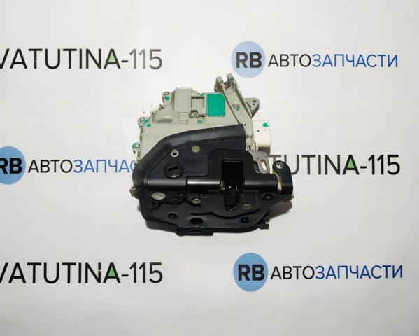Замок двери задней левой Audi A4 B8
