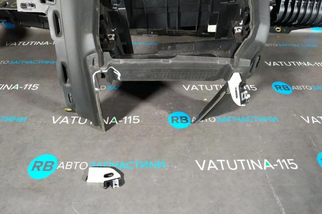 8R1857003G24A VAG Панель салона передняя "торпедо" купить в Украина