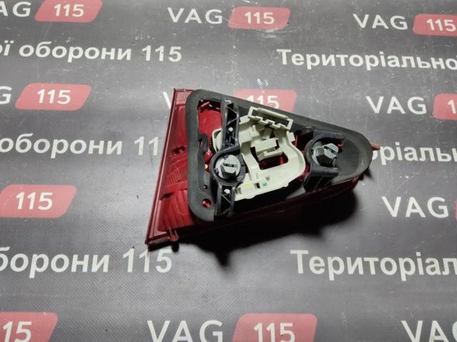 Фонарь задний левый, внутренний 8T0945093 VAG