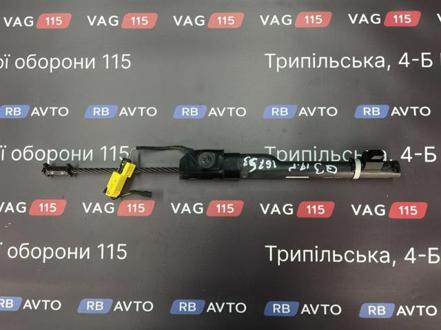 8U0857620 VAG купить в Ужгород