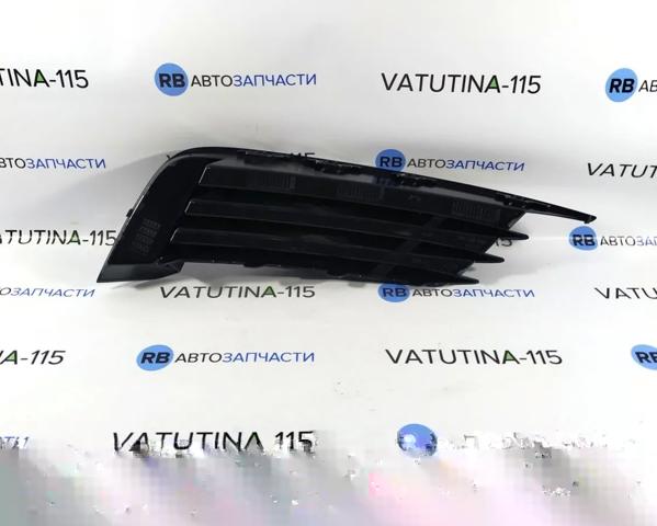8V58076819B9 VAG Заглушка (решетка) противотуманных фар бампера переднего левая купить в Украина