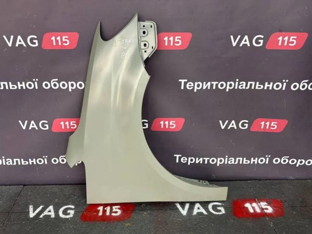 Боковая часть передняя правая 956302 POLCAR