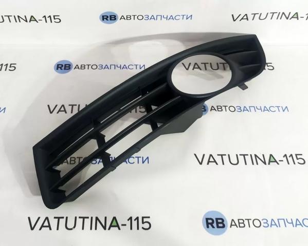 FPS FP7407993 Заглушка (решетка) противотуманных фар бампера переднего левая в наличии Украина