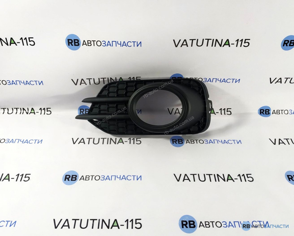 Решетка противотуманных фар левая FP7428915 FPS