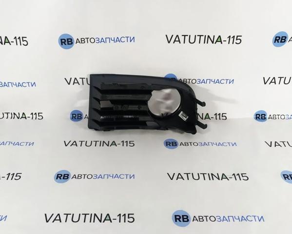 Заглушка, решетка противотуманных фар бампера переднего, правая KH9524996 ELIT