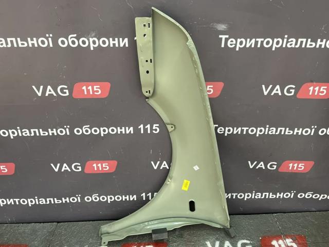 Крыло переднее правое PVW10026KAR SIGNEDA