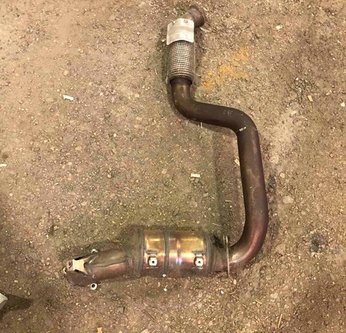 Приемная труба глушителя 200A05DC4A NISSAN