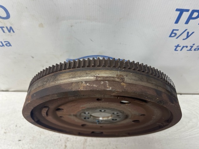 Демпферный маховик 03L105266DP VAG