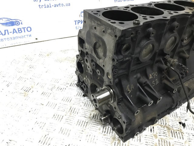 MITSUBISHI 1050A358 Блок цилиндров двигателя в наличии Полтава