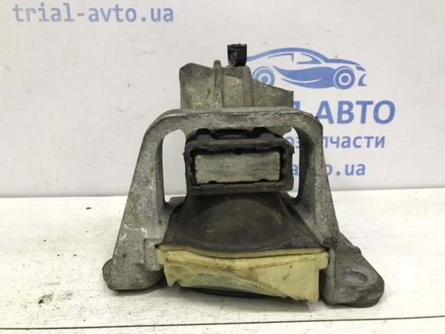 Правая подушка двигателя 112100020R RENAULT