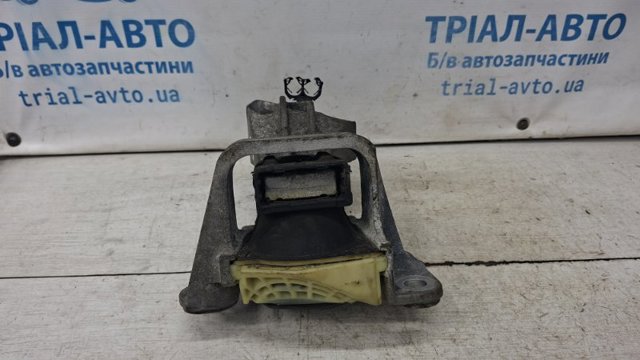 RENAULT 112100020R Правая подушка двигателя в наличии Хмельницкий