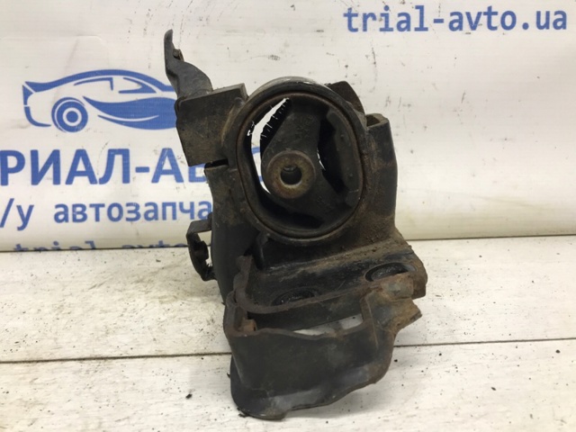 Левая опора двигателя 1237228210 TOYOTA